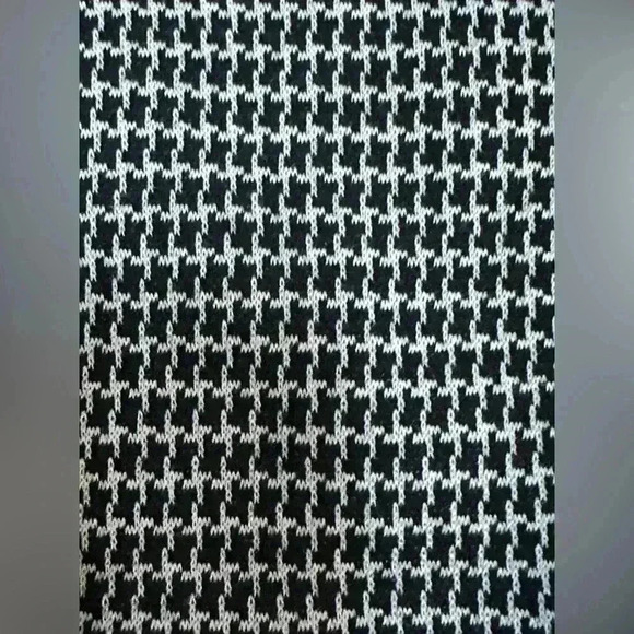NWT | Women’s Max Edition Long Fitted Pencil Skirt | Black Houndstooth | Size S - Picture 3 of 7